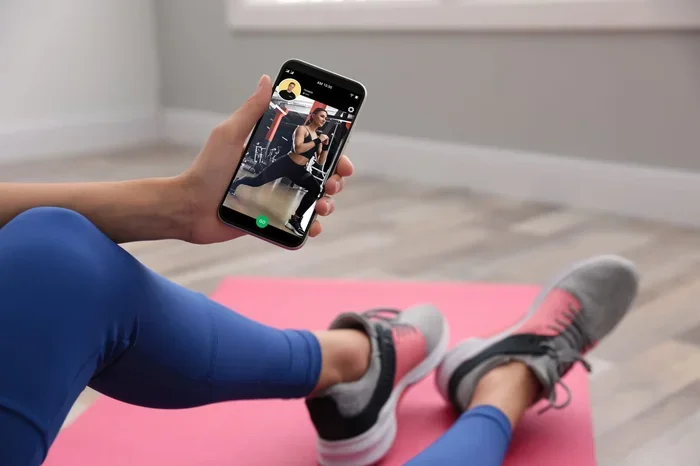 Can I Take My Phone To The Gym Here Is What You Need To Know